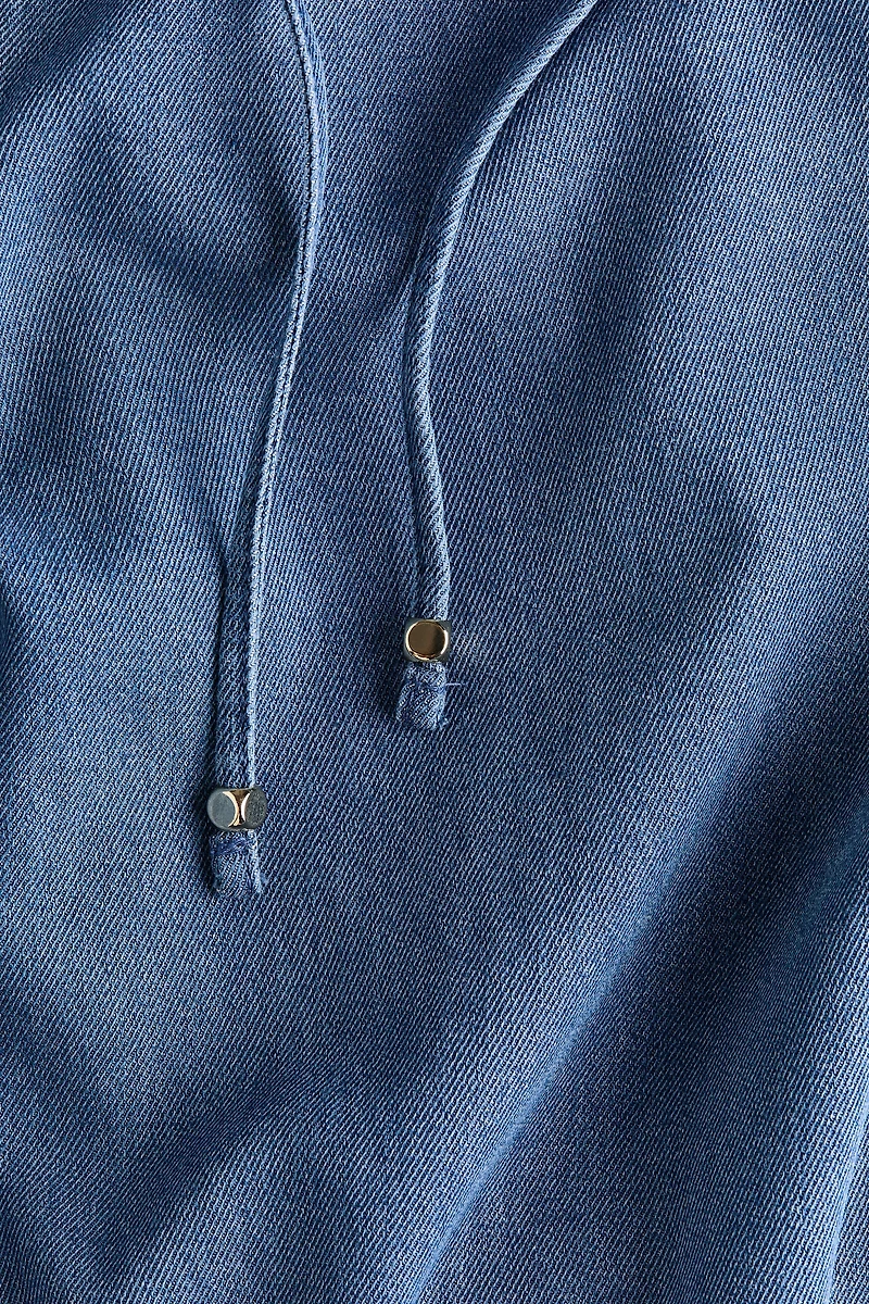 Pantalon taille froncée avec ceinture à nouer