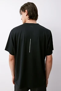 T-shirt de course coupe classique avec DryMove™