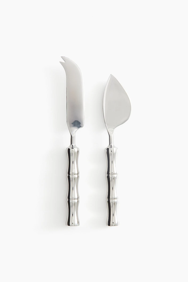Lot de 2 couteaux à fromage en métal