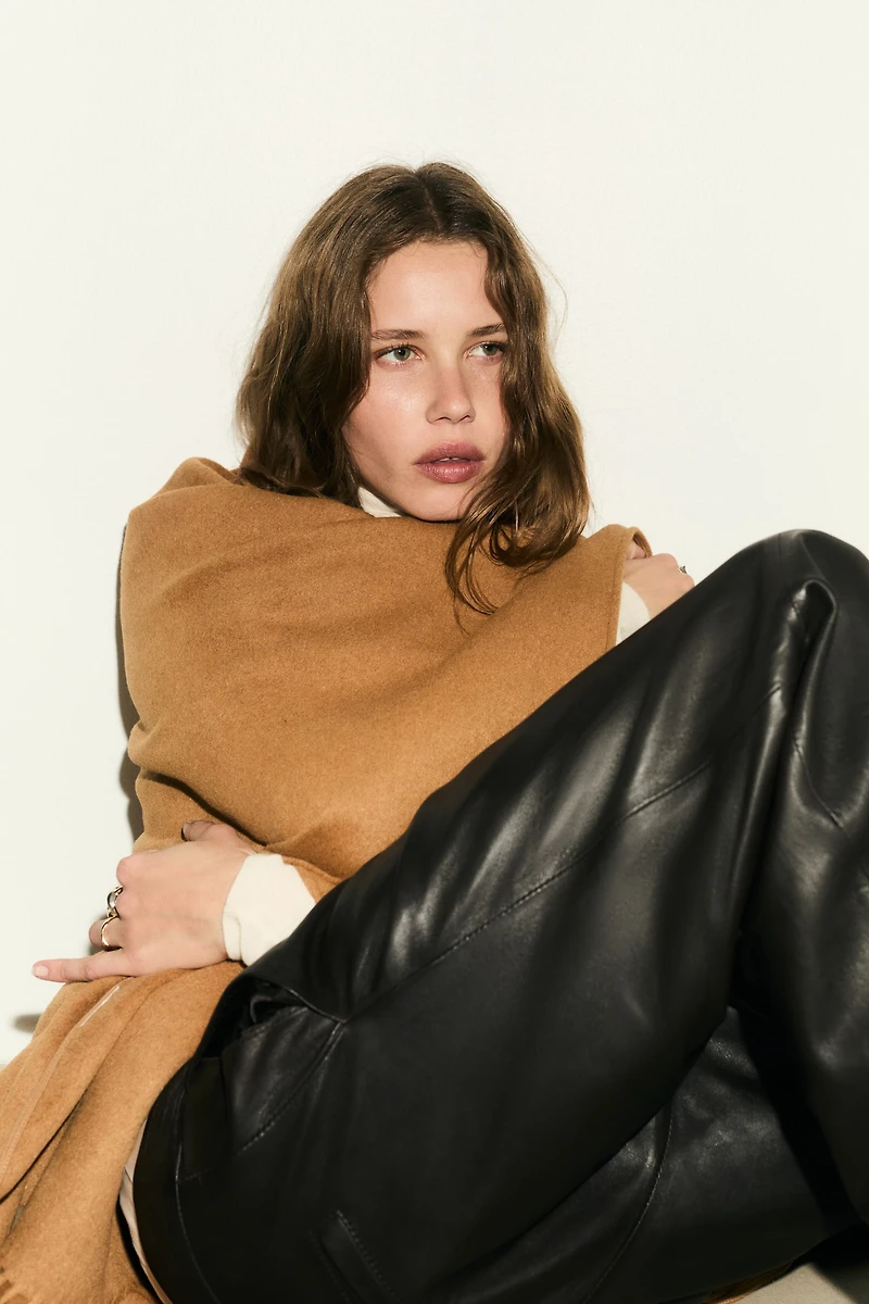 Cape en laine mélangée