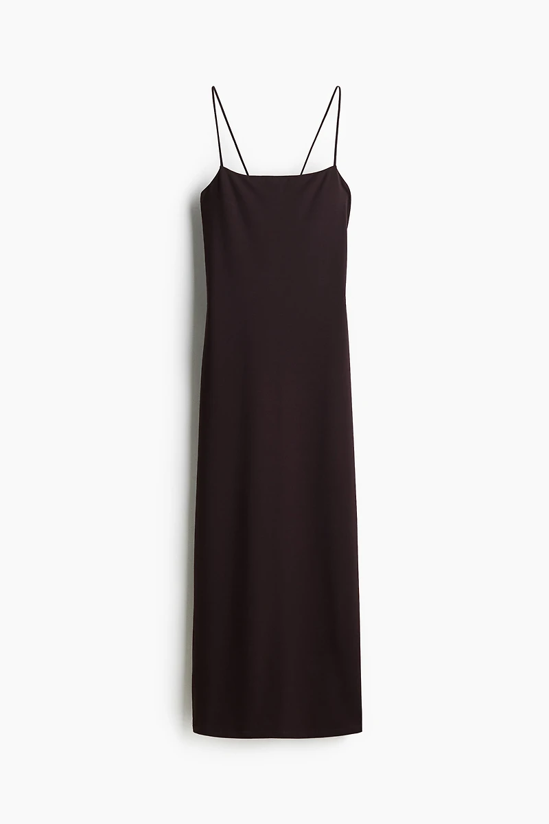 Robe moulante à bretelles fines