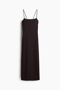 Robe moulante à bretelles fines