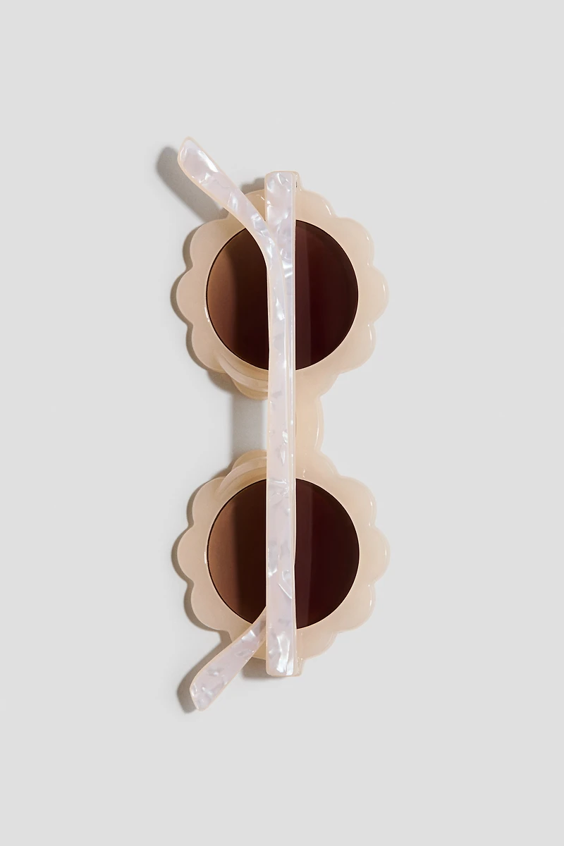 Flower-Shaped Sunglasses