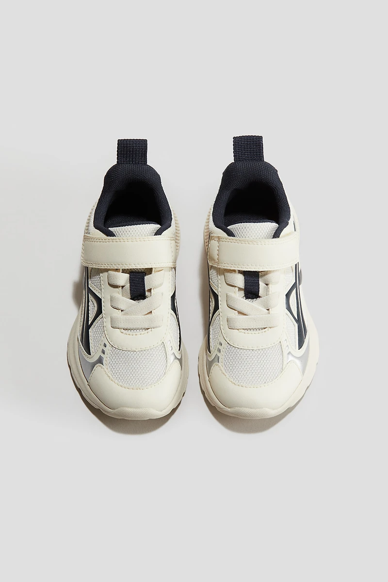 Lightweight-Sole Sneakers