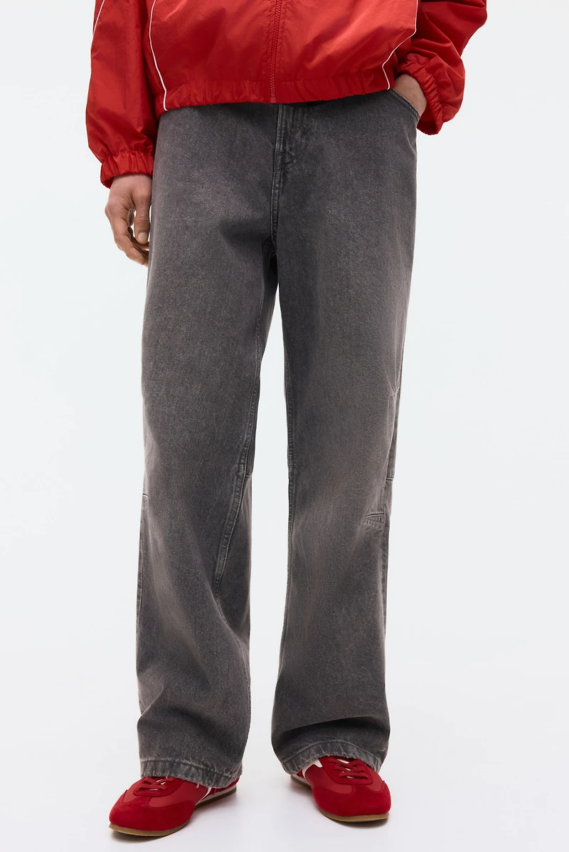 Jean flottant avec pinces