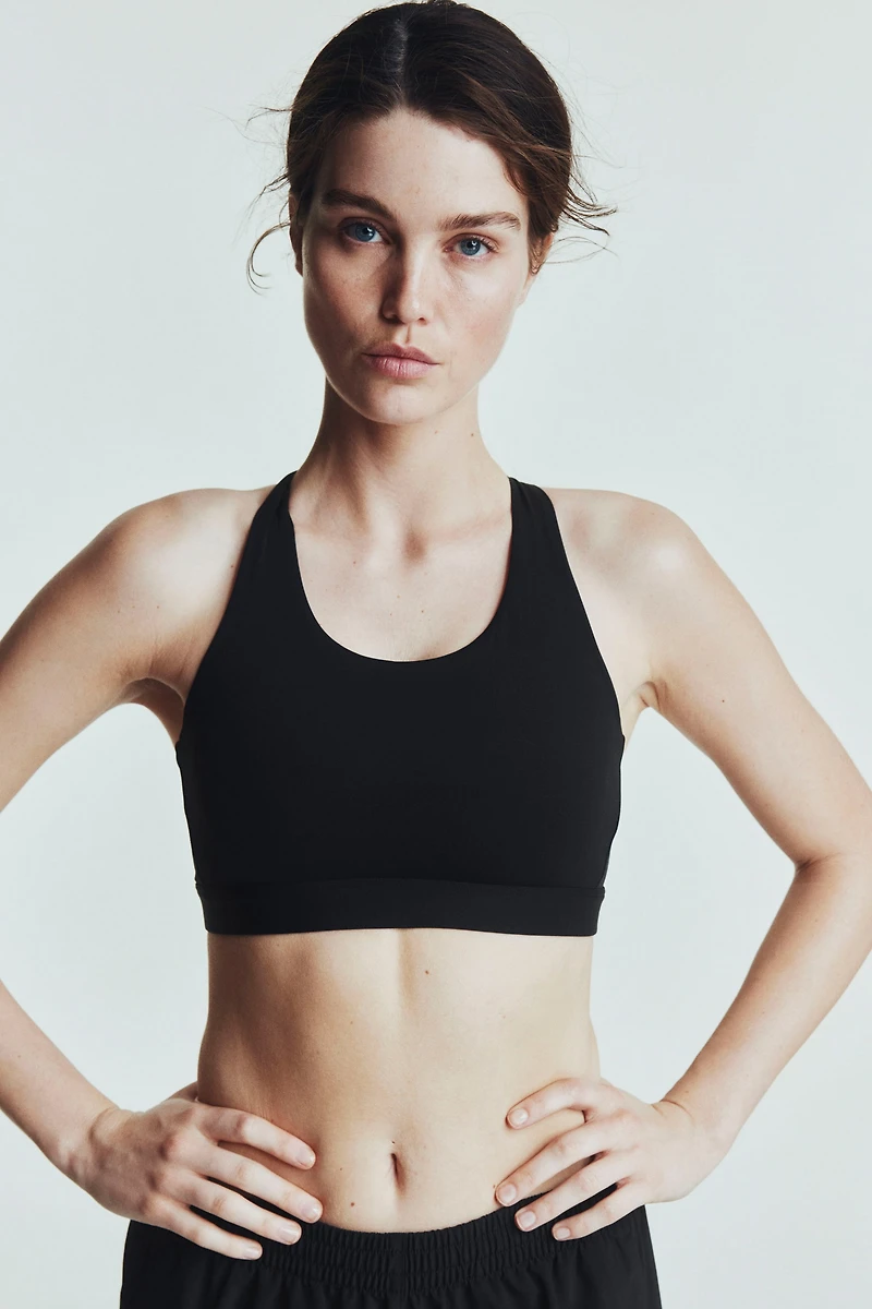Medium-Support Sports Bra with DryMove™
