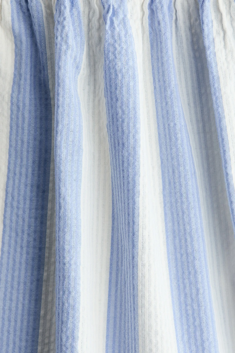 Robe en crépon à motif