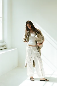 Pantalon ballon avec broderie anglaise