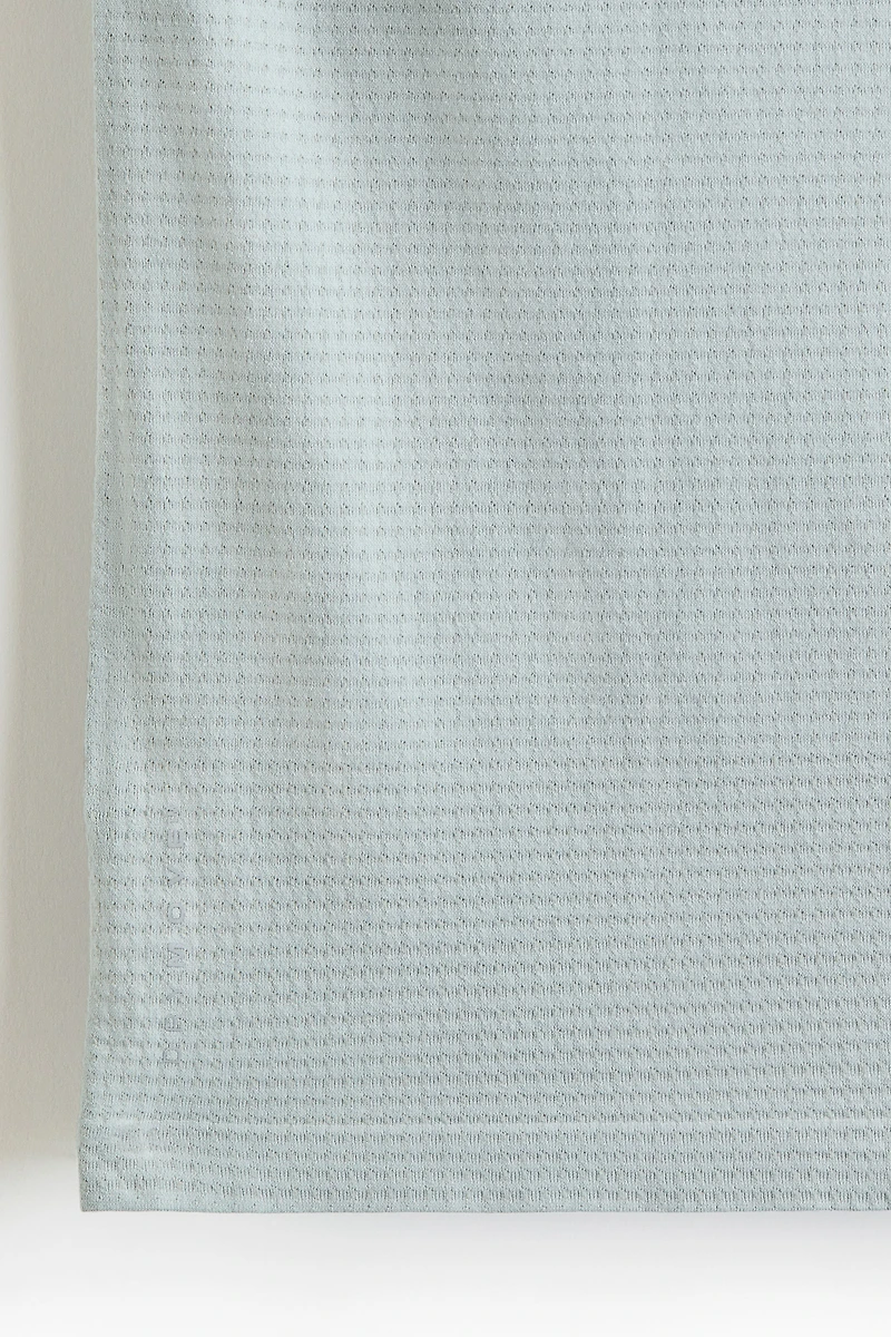 Muscle Fit Sports T-Shirt with DryMove™