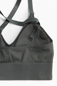 Seamless Medium-Support Sports Bra with DryMove™