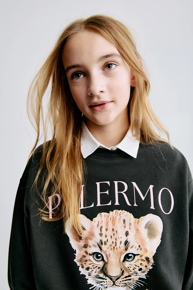 Sweatshirt with Motif