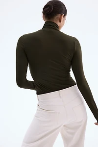 Haut col roulé en viscose