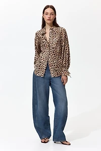 Balloon-Sleeved Shirt