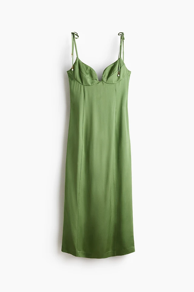 forever 21 green slip dress Women's Tie-Strap Shift Midi Depop