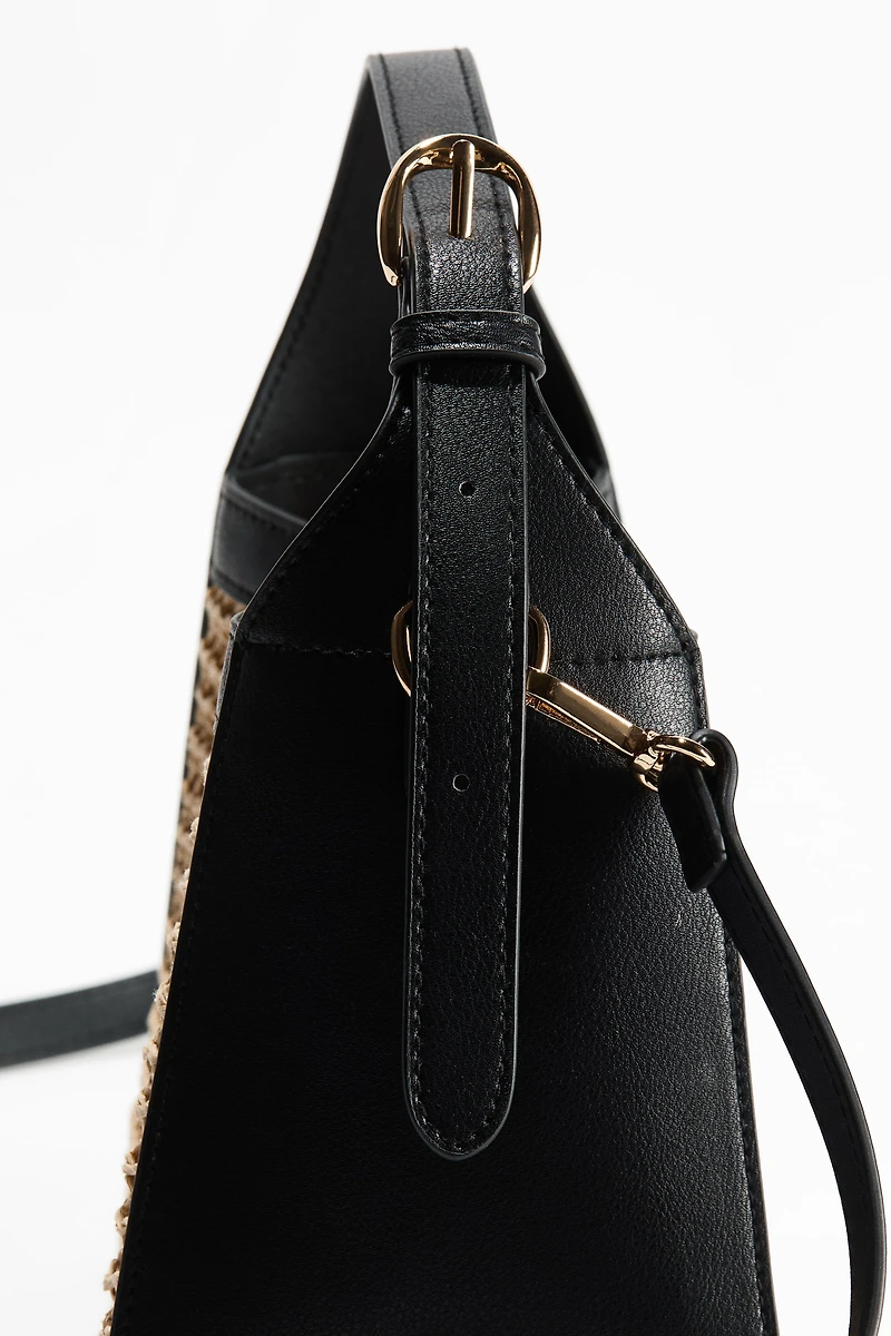 Sac à bandoulière avec détails en paille