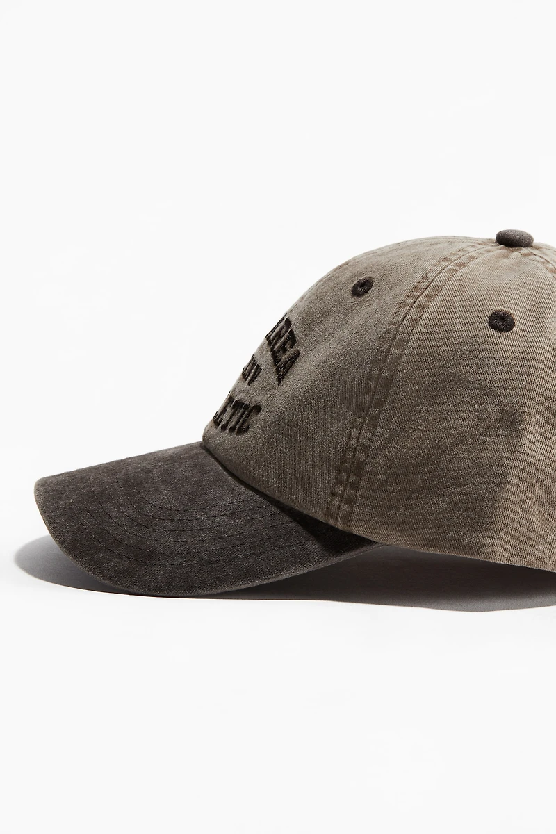 Twill Cap with Motif