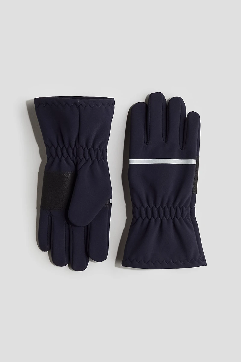 Water-Repellent Gloves