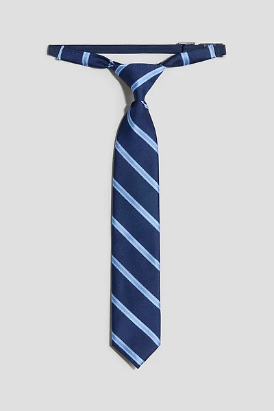 Pre-tied Tie