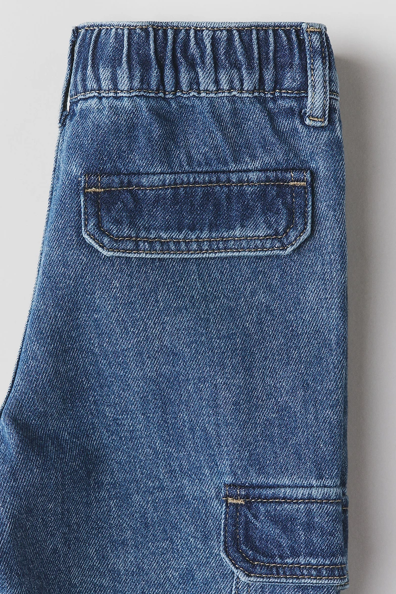 Relaxed Tapered Fit Jeans