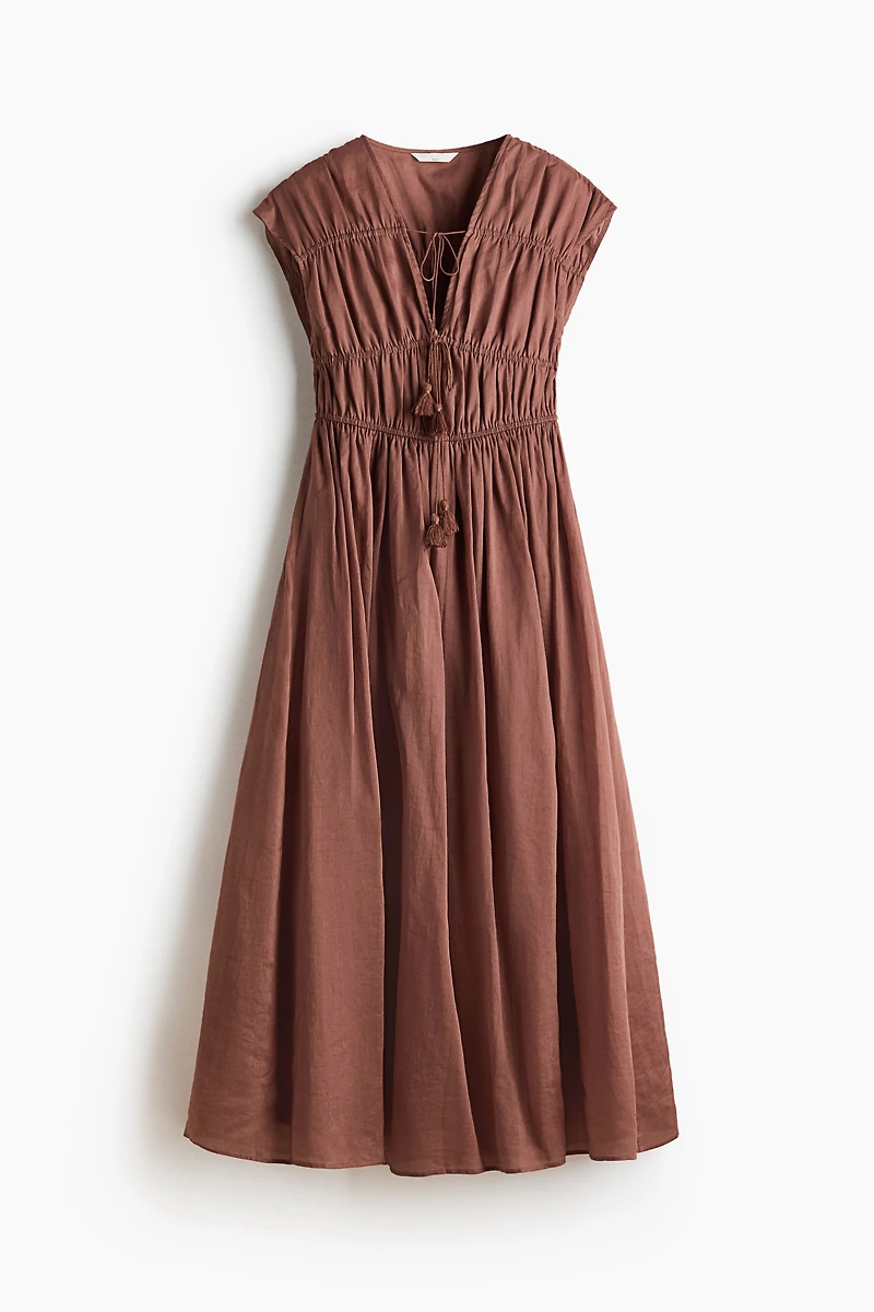 Robe en ramie avec cordons de serrage