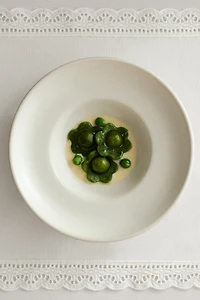 2-Pack Lace-Trimmed Placemats