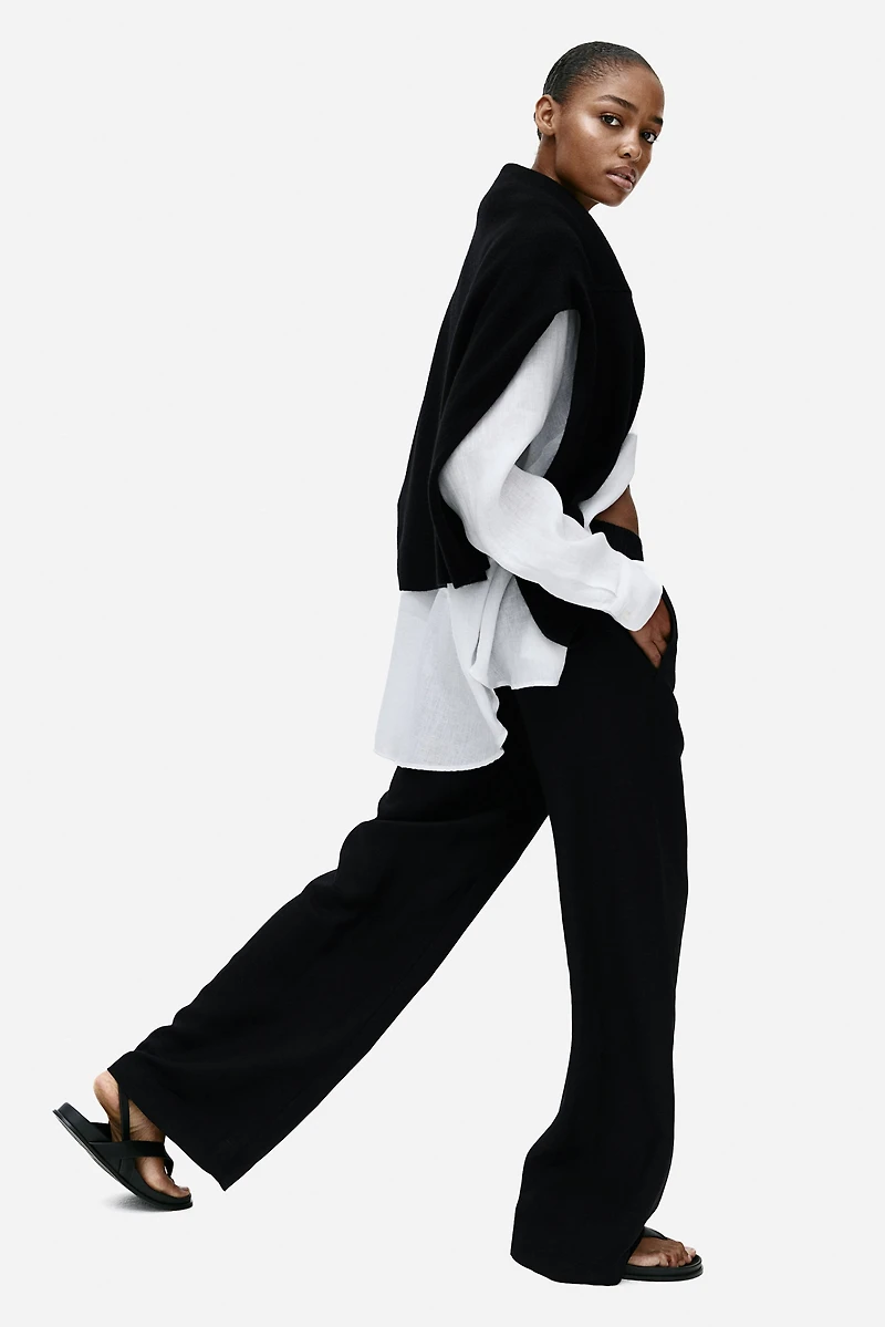 Wide-Leg Pull-On Pants