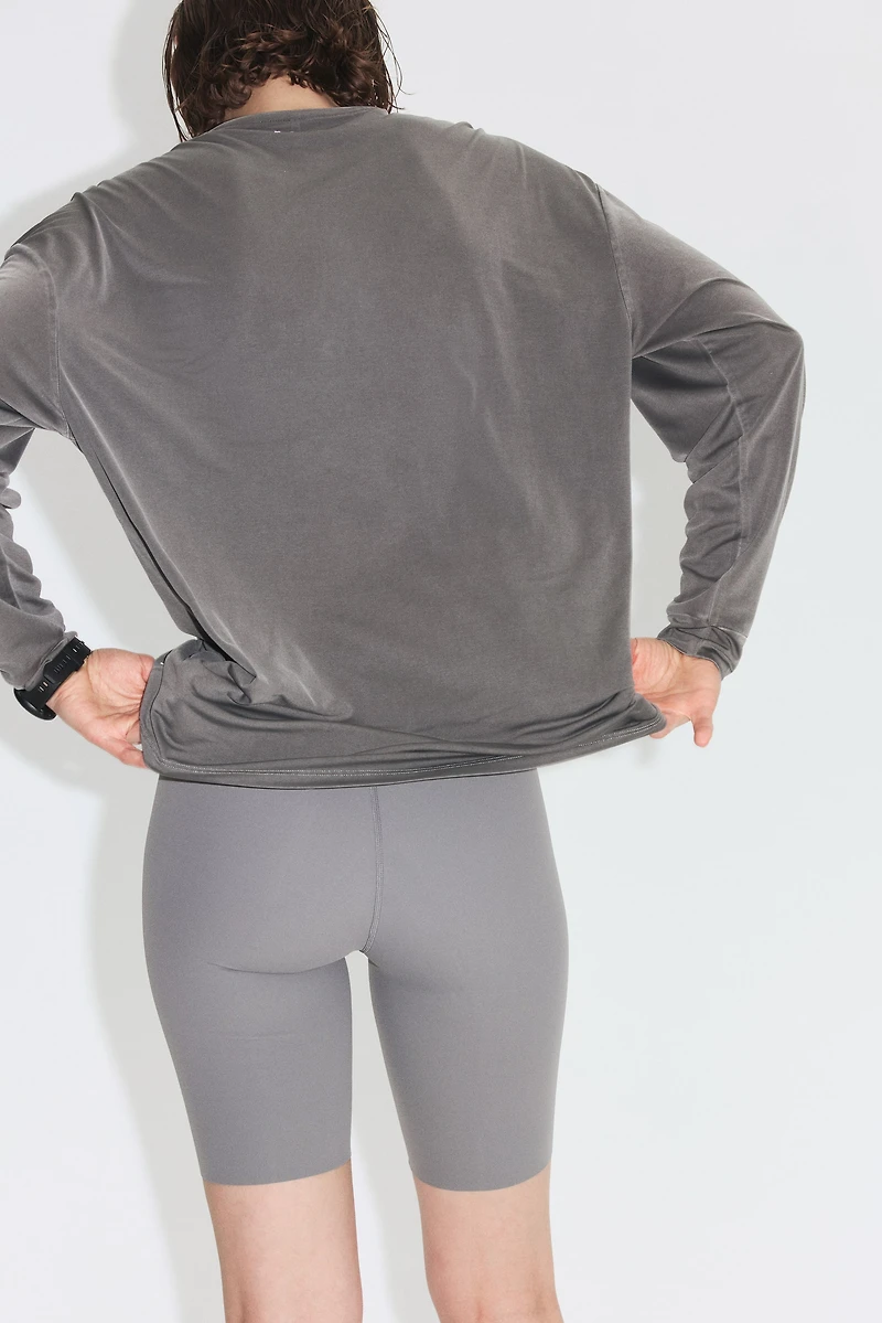 Loose-Fit Running Top with DryMove™