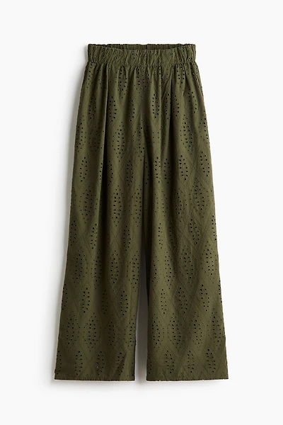 Pantalon avec broderie anglaise