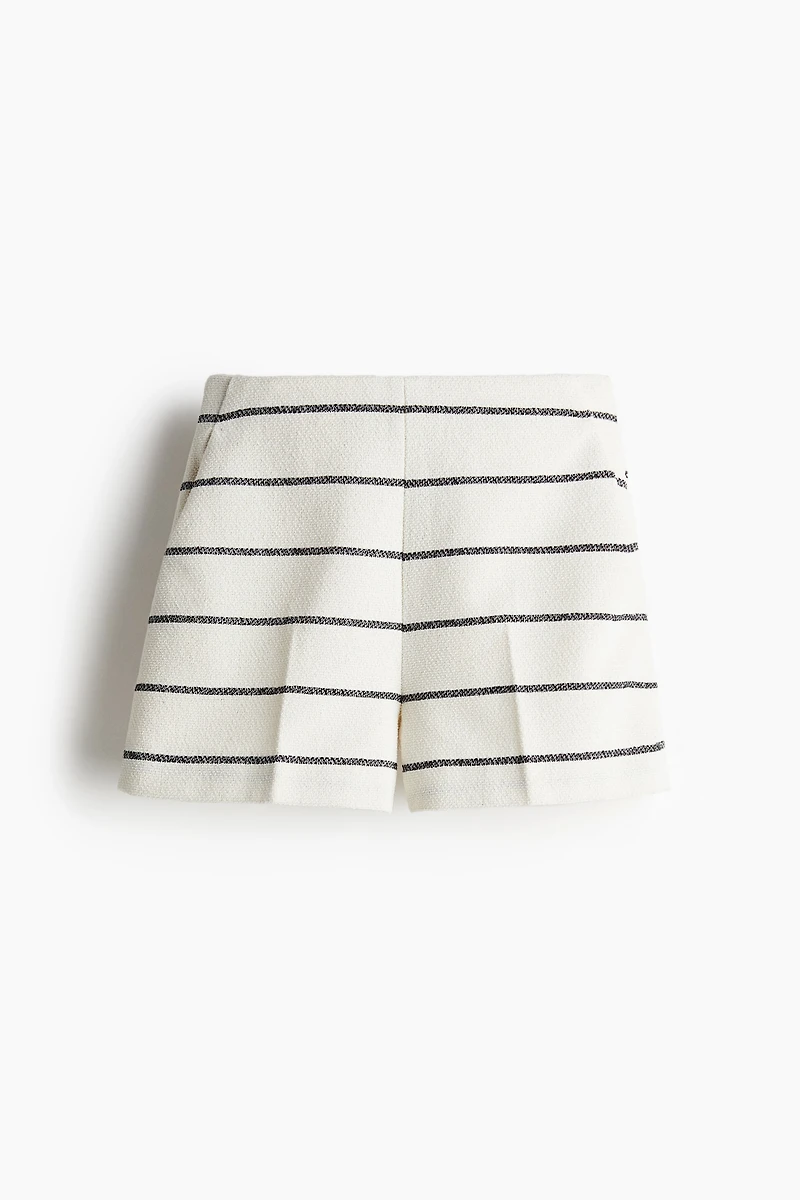 Short en tissu bouclé