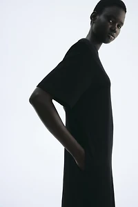 Shoulder-pad T-shirt dress