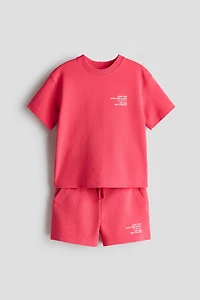 2-Piece T-Shirt and Sweatshorts Set
