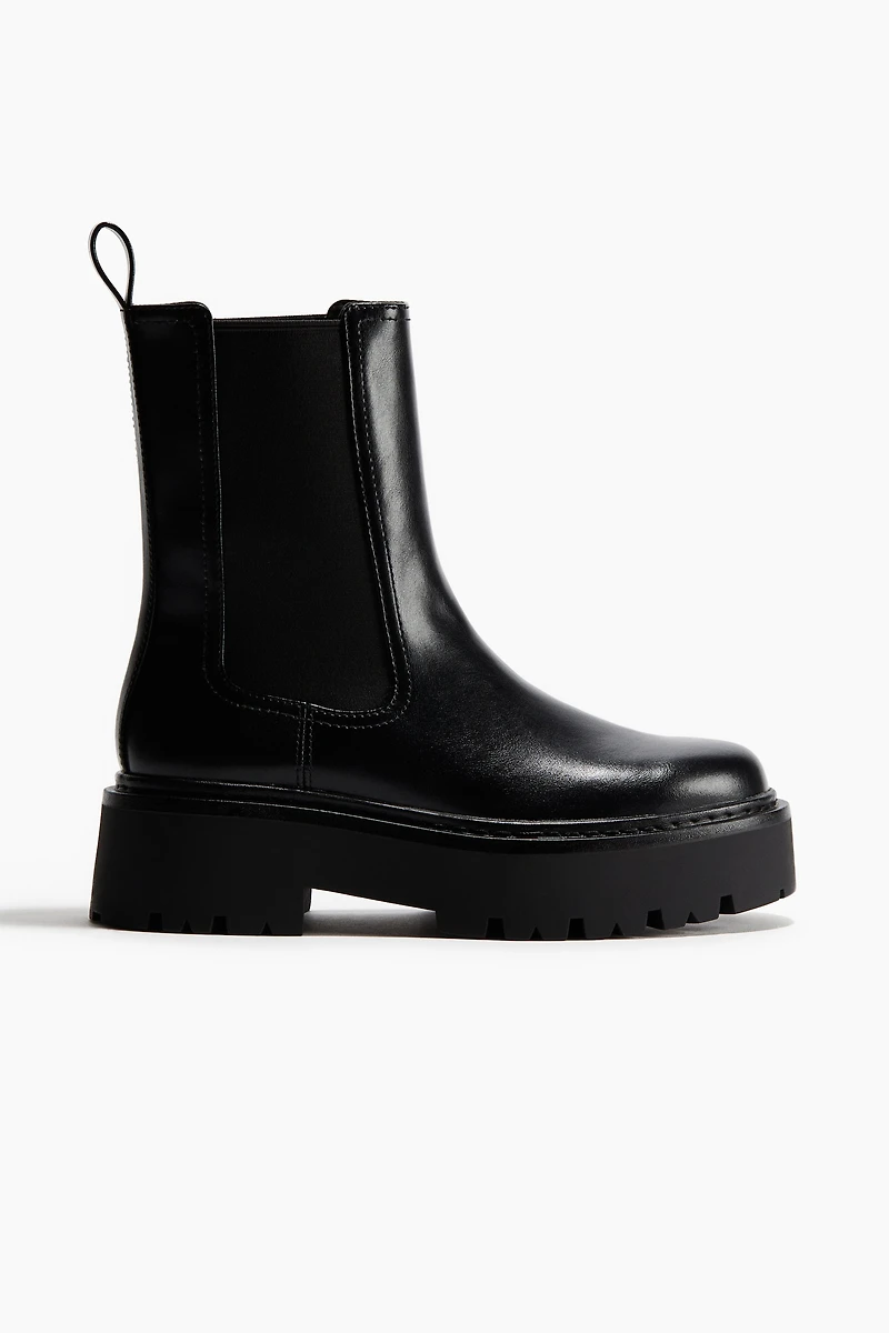 Chunky Chelsea Boots