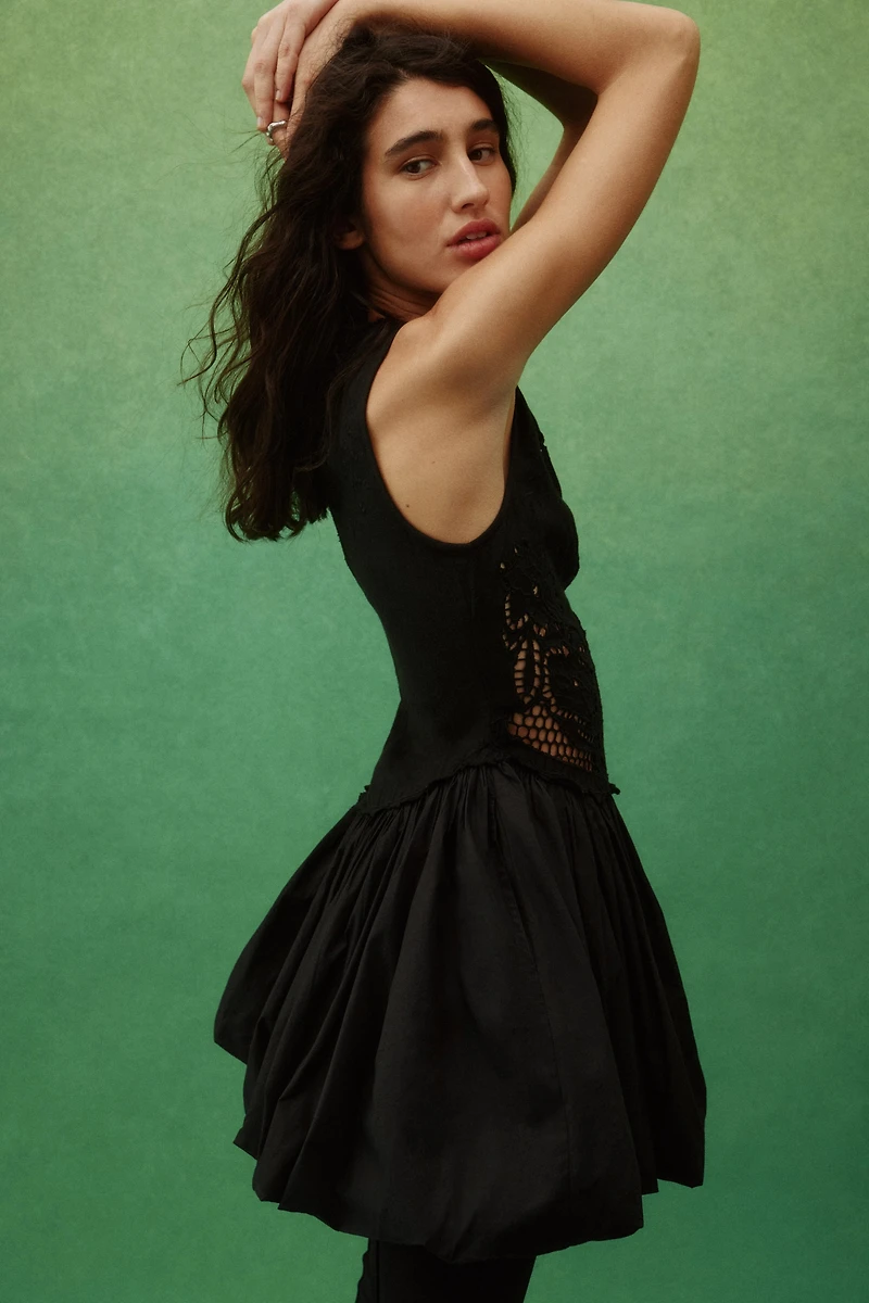 Robe en lin mélangé avec bas à effet ballon