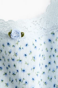 Pyjama côtelé avec dentelle