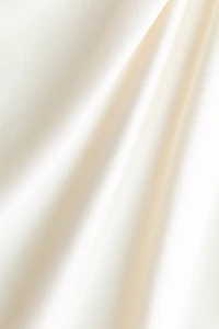 Haut asymétrique en satin