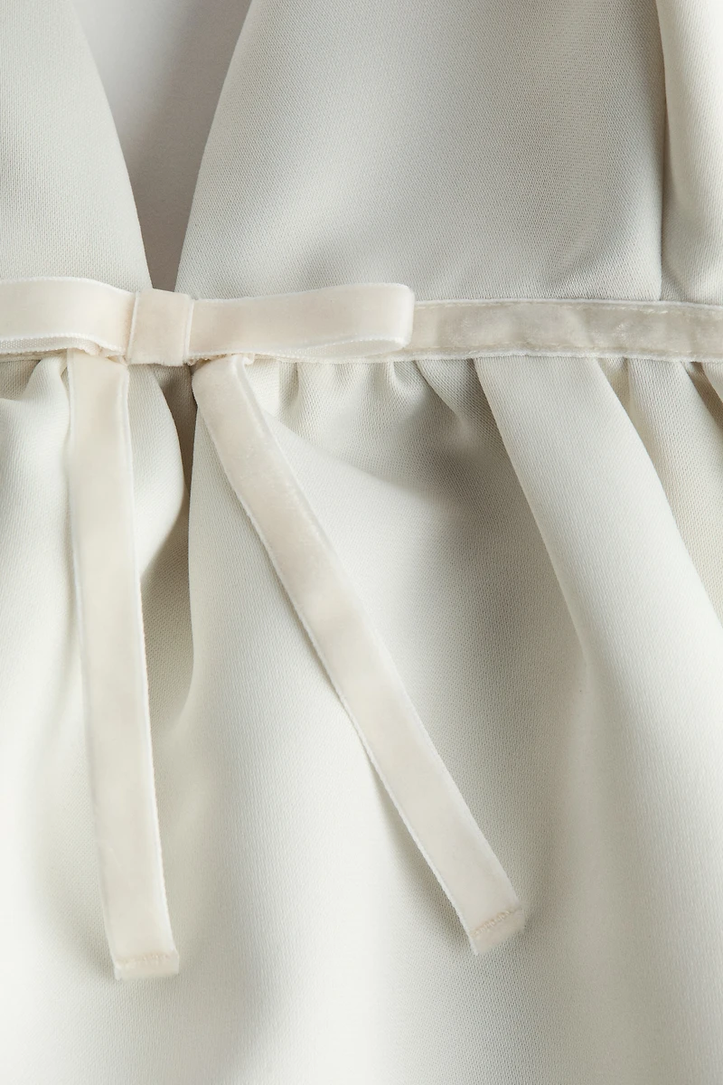 Haut à bretelles fines avec bas effet ballon