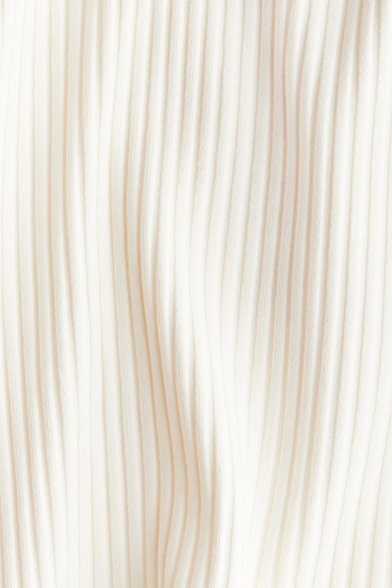 Haut côtelé avec col