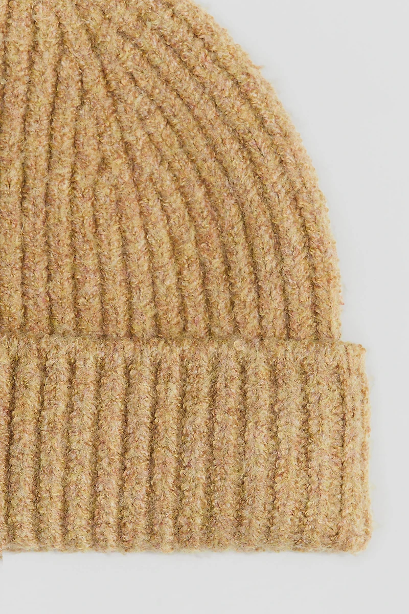 Ribbed Beanie