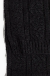 Cable-Knit Scarf