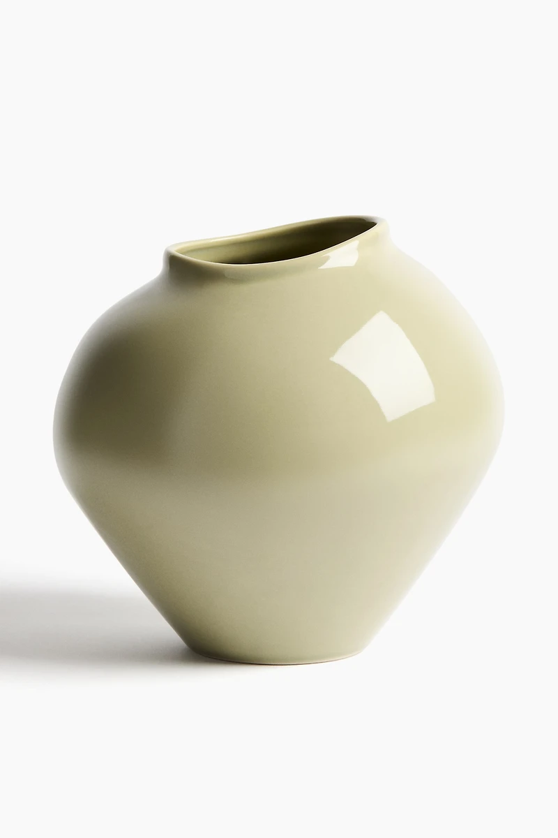 Grand vase irrégulier en grès cérame