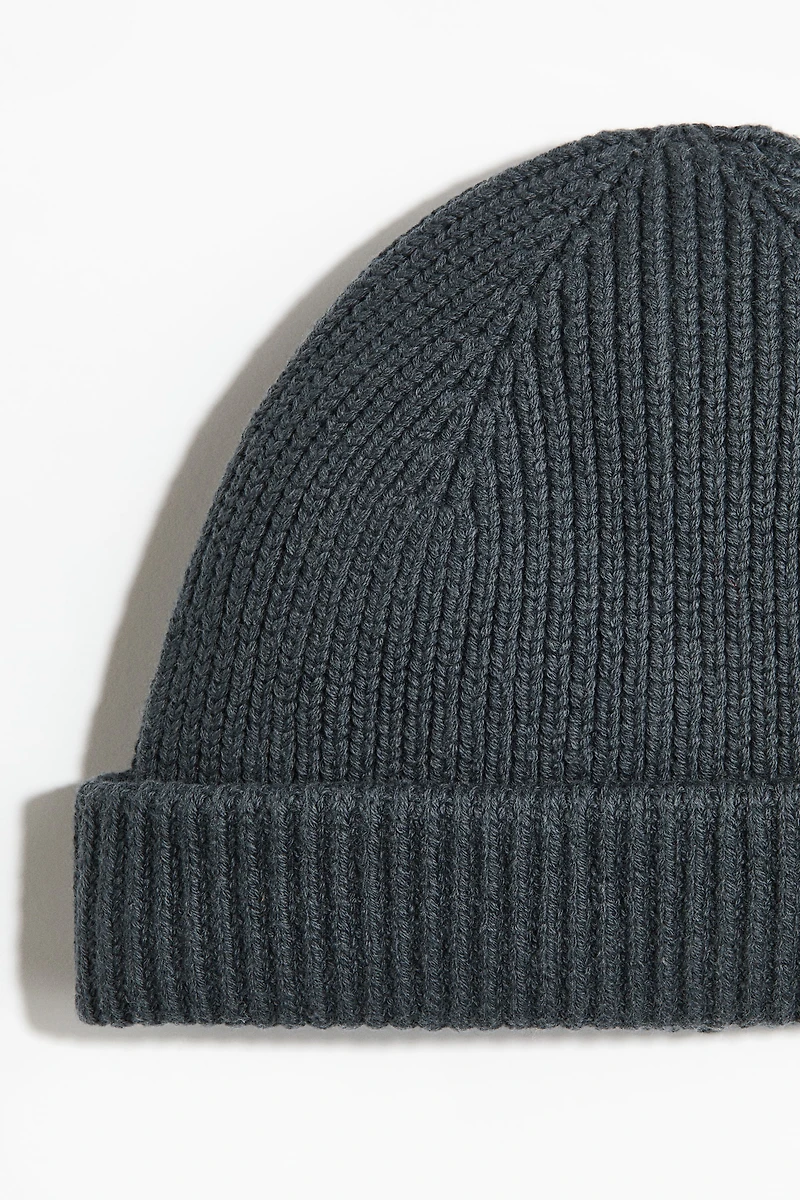 Tuque en tricot côtelé