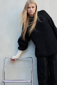 Chandail en tricot duveteux