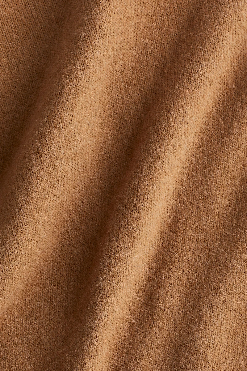 Short-Sleeved Sweater