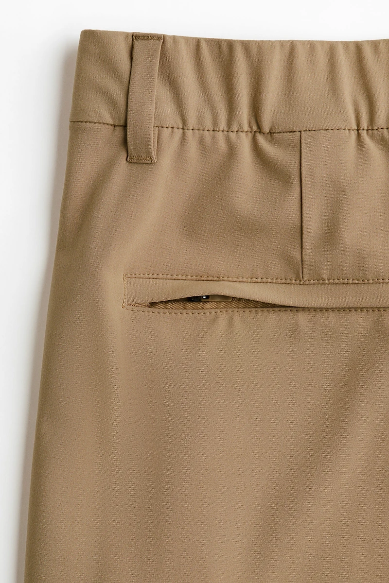 Four-Way Stretch Loose-Fit Chino Shorts