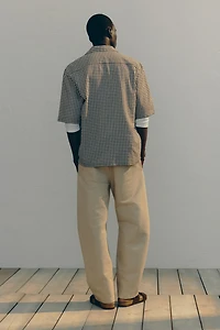 Chemise classique à manches courtes