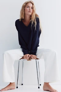 Chandail en molleton à encolure V