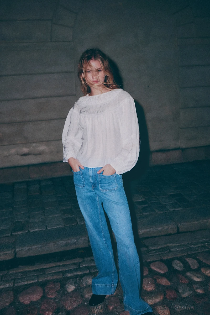 Blouse en viscose brodée