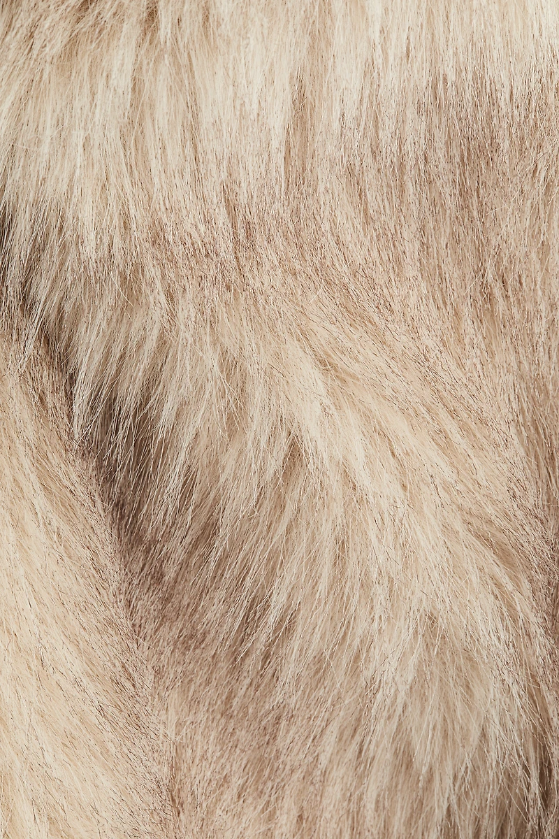 Veste sans manches duveteuse