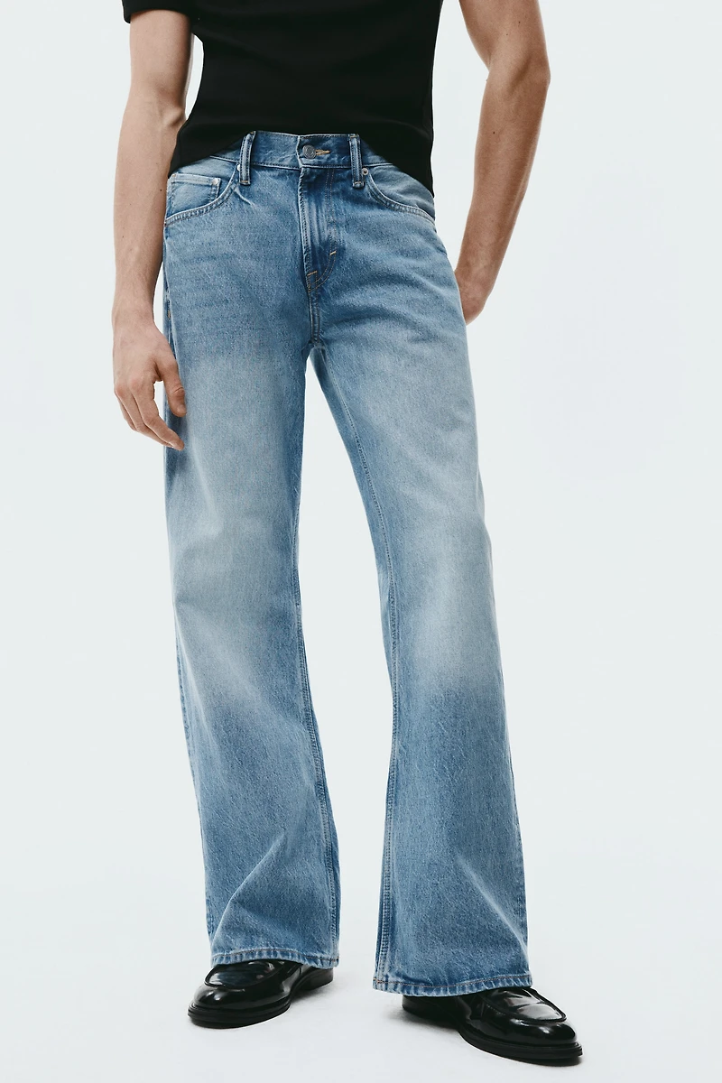 Relaxed Bootcut Jeans