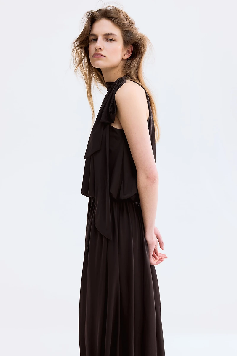 Top with Scarf Collar